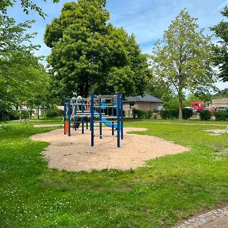 Familienfreundliches Haus Mit Garten In * Alt Meteln