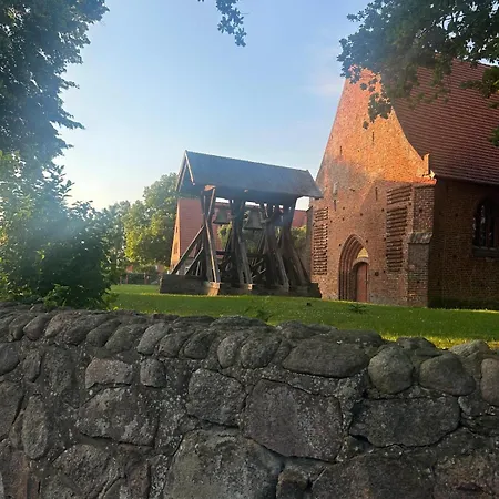 Familienfreundliches Haus Mit Garten In Holiday home *